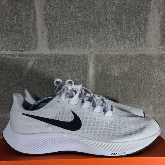 Nike White and Gray Athletic Shoes - Picture 8 of 12